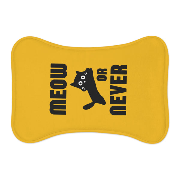 Funny Pet Feeding Mat - 'Meow or Never' - Vibrant Yellow
