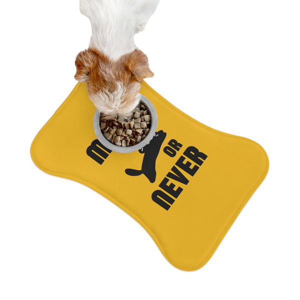 Funny Pet Feeding Mat - 'Meow or Never' - Vibrant Yellow